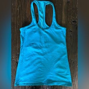 Lululemon Gathered Cool Racerback Surge Size 6